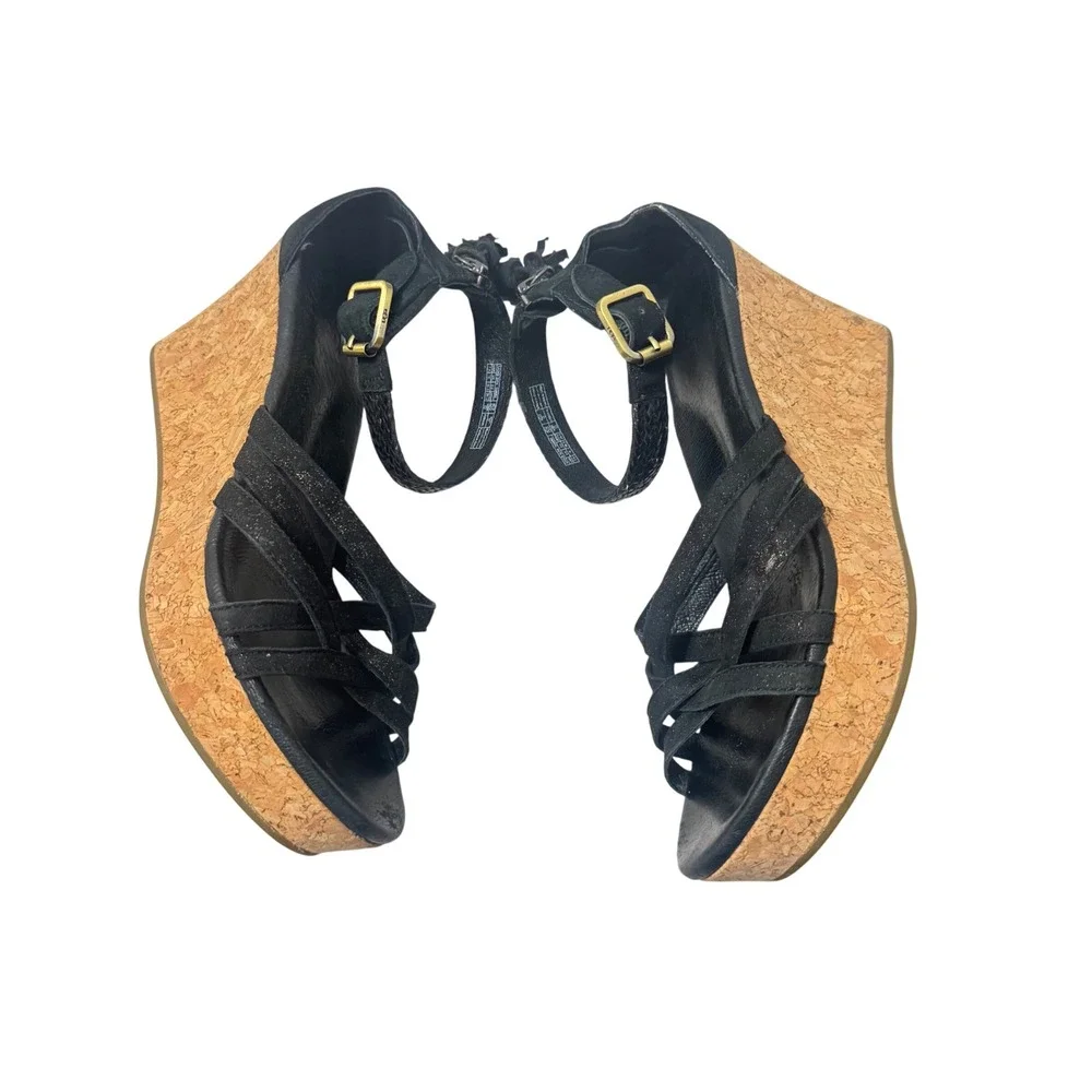 UGG Lillie Wedge Sandals Womens 7.5 Black Cork Heel Good‎ Tassel Strappy Shimmer